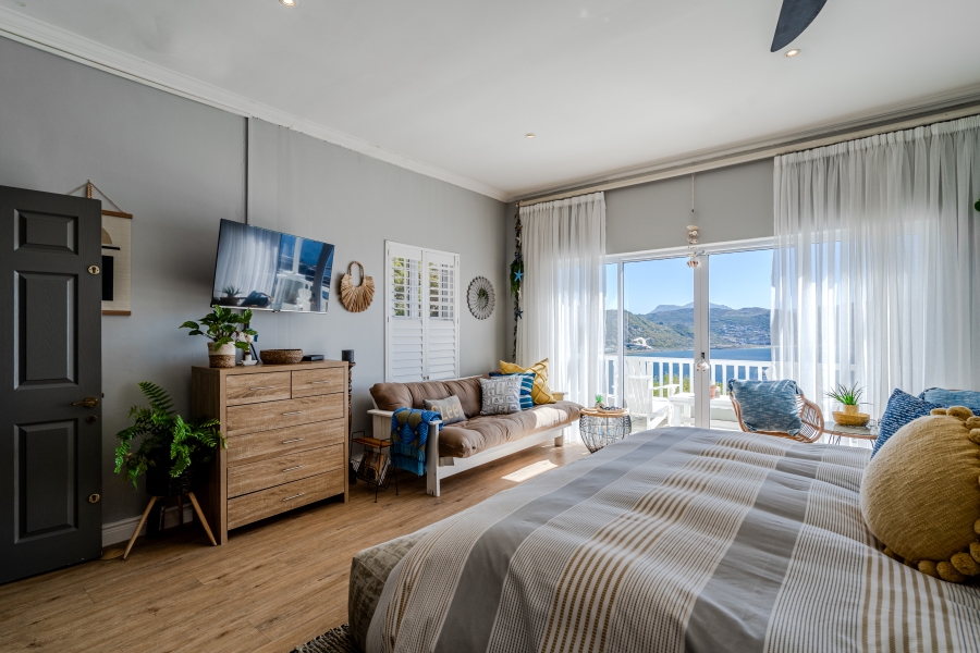 4 Bedroom Property for Sale in Simons Kloof Western Cape